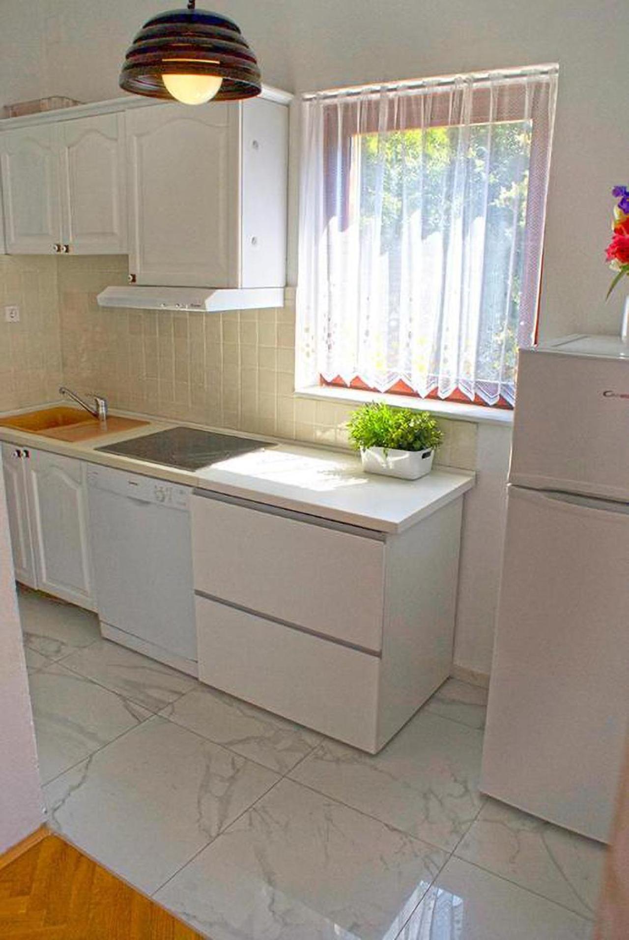 Apartmani Ribarica**** Karlobag Ngoại thất bức ảnh